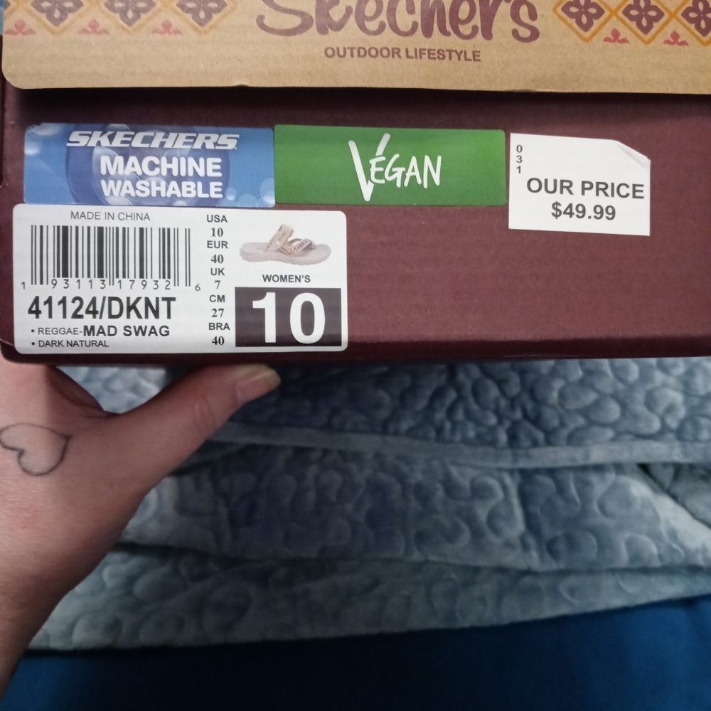 Skechers Sandals size 10 - Picture 9 of 9